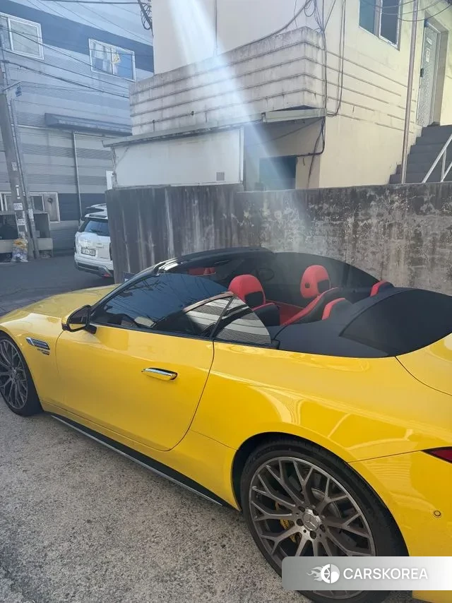 Mercedes-Benz SL-Class R232 2023 Желтый из Кореи, фото 4