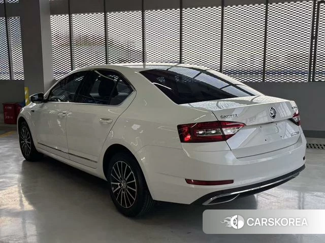 Skoda Octavia id 4241928 из Китая 8