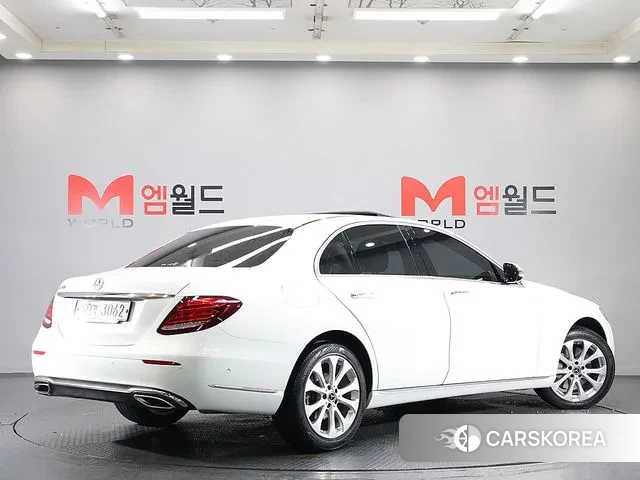 Mercedes-Benz E-Class W213 id 3485158 из Кореи 14