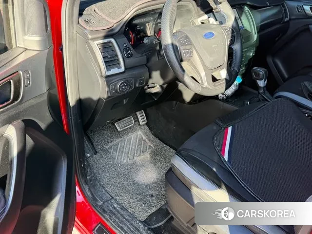 Ford Ranger 3rd Generation 2021 Красный из Кореи, фото 4