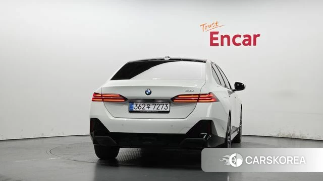 BMW 5 Series (G60) id 4229841 из Кореи 31