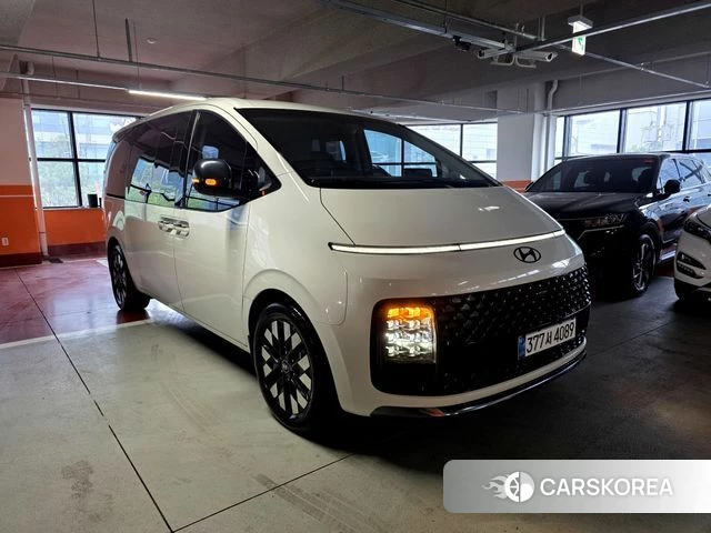 Hyundai Staria id 4354160 из Кореи 14