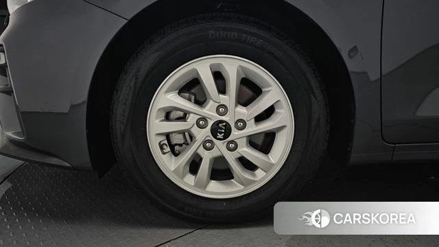 Kia Come New K3 id 4573978 из Кореи 27