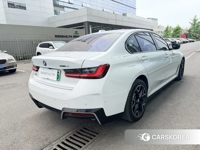 BMW i3 2025 Белый из Китая, фото 4