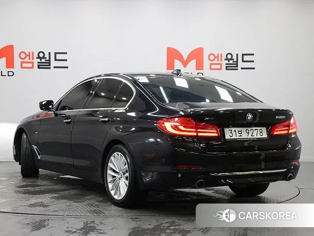 BMW 5 Series (G30) id 3085563 из Кореи 14