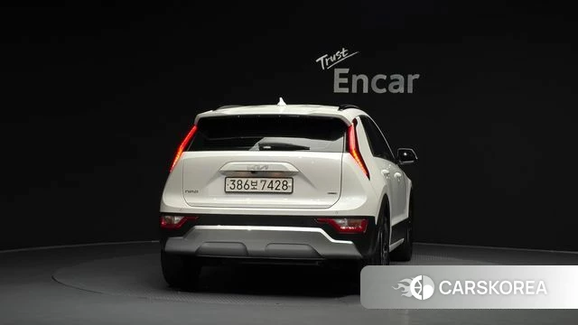 Kia Di Ol Nu Niro id 4376256 из Кореи 24