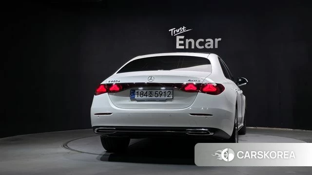 Mercedes-Benz E-Class W214 id 4725199 из Кореи 26