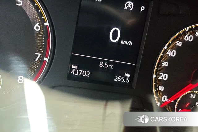 Volkswagen Bora id 4272945 из Китая 11