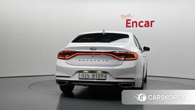 Hyundai Grandeur IG id 3942682 из Кореи 14