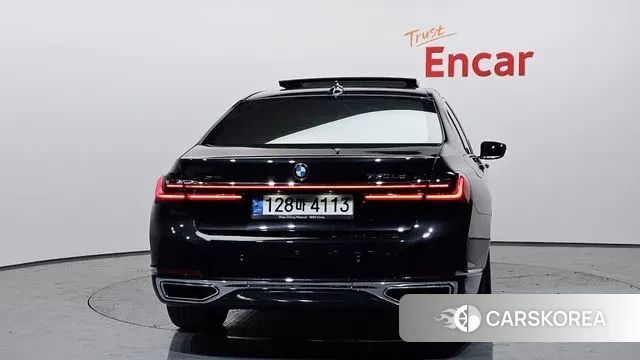 BMW 7 Series (G11) id 3433966 из Кореи 14