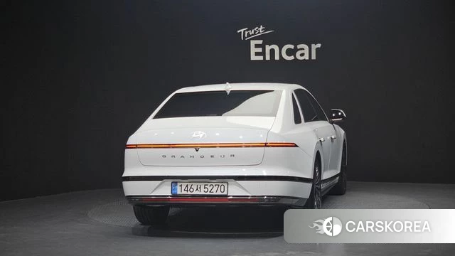 Hyundai Grandeur (GN7) id 4201114 из Кореи 24