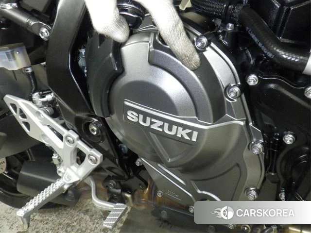 Engine photo