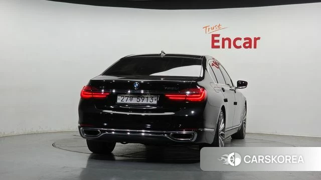 BMW 7 Series (G11) id 4188458 из Кореи 14