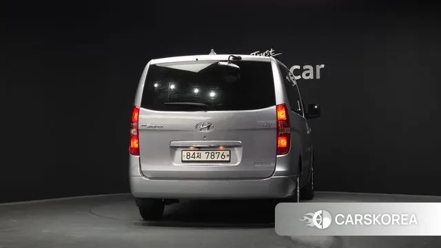 Hyundai The New Grand Starex id 3676519 из Кореи 14