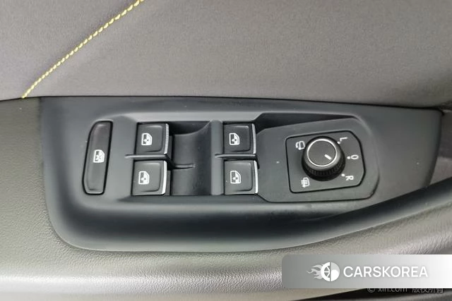 Volkswagen CC id 4205722 из Китая 18