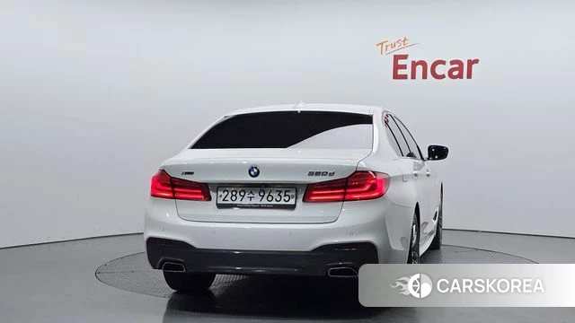 BMW 5 Series (G30) id 4250938 из Кореи 31