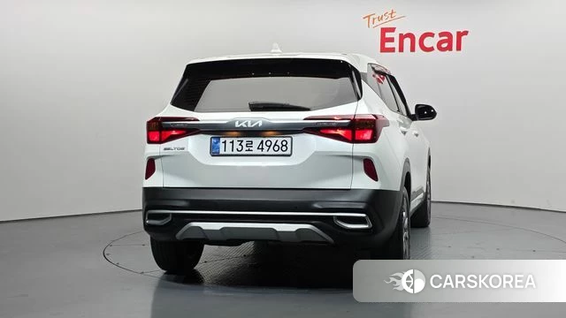 Kia Seltos id 4481747 из Кореи 14