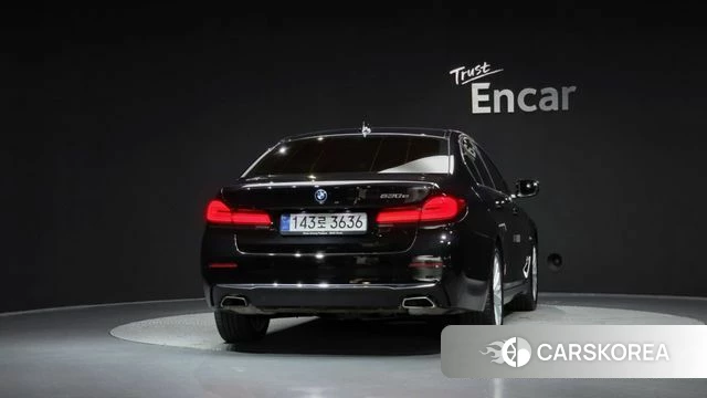 BMW 5 Series (G30) id 4651116 из Кореи 31