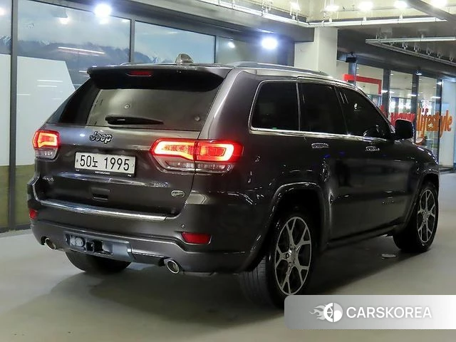 Jeep Grand Cherokee id 4882280 из Кореи 14