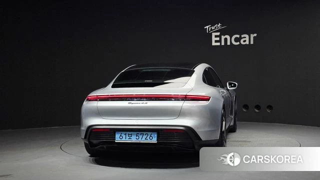 Porsche Taycan id 4354024 из Кореи 32