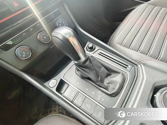 Volkswagen Lavida 2023 Черный из Китая, фото 5