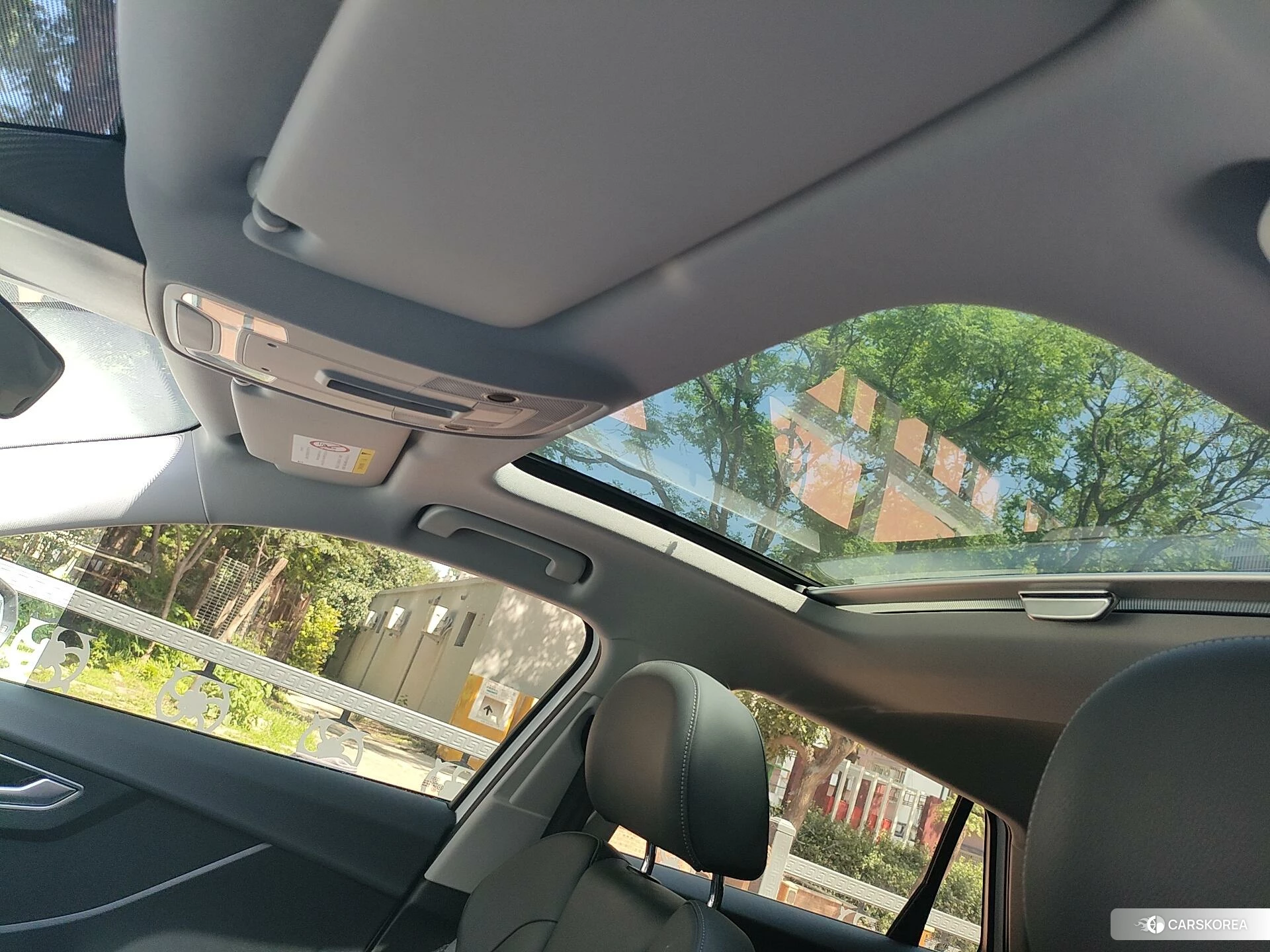 Audi Q2L id 4441328 из Китая 15