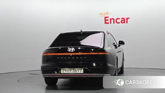 Hyundai Grandeur (GN7) id 2988806 из Кореи 14