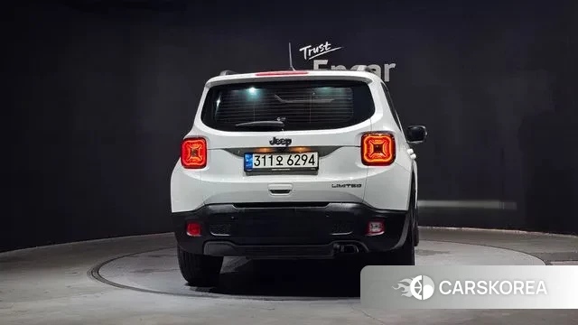 Jeep Renegade id 3064873 из Кореи 14