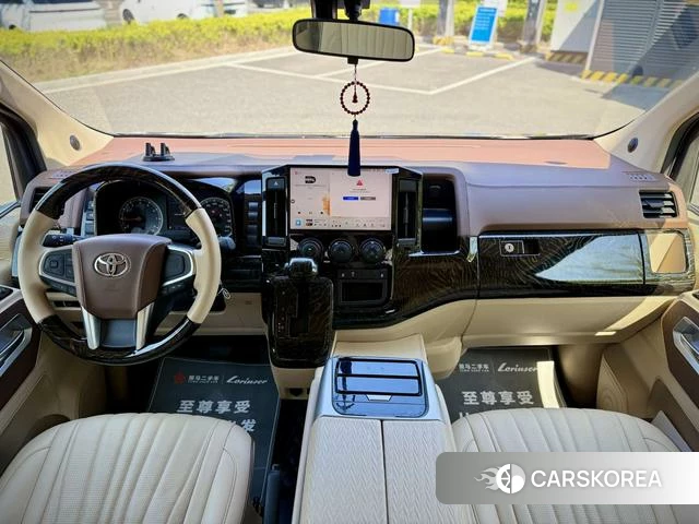 Toyota Hiace 2025 Черный из Китая, фото 4