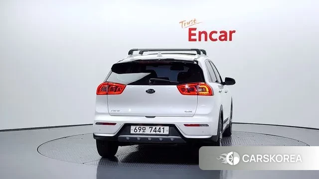 Kia Niro id 3445085 из Кореи 14