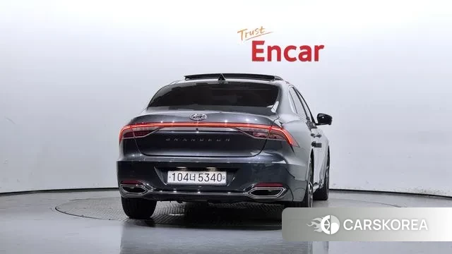 Hyundai The New Grandeur IG id 3028839 из Кореи 14