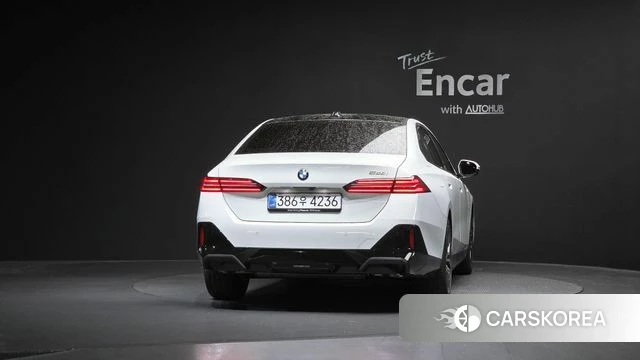 BMW 5 Series (G60) id 4301959 из Кореи 14