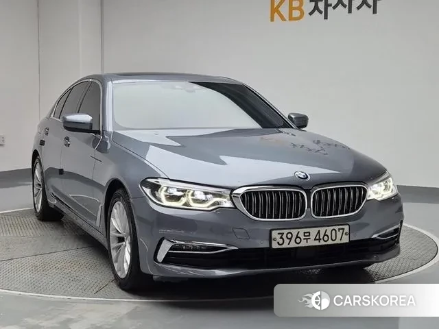 BMW 5 Series (G30) id 3291961 из Кореи 14