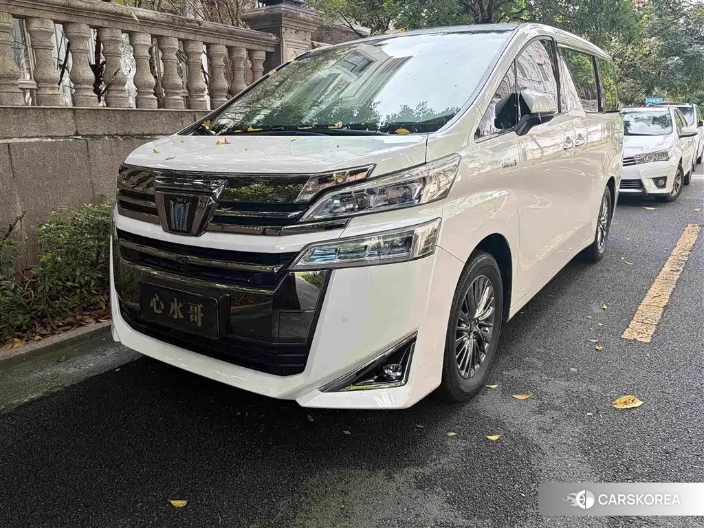 Toyota Vellfire 2022 Белый из Китая, фото 4