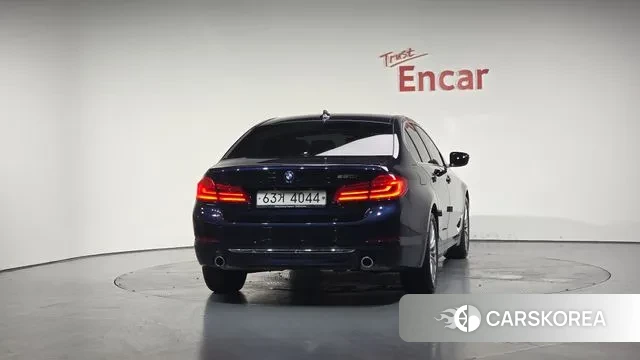 BMW 5 Series (G30) id 3013595 из Кореи 14