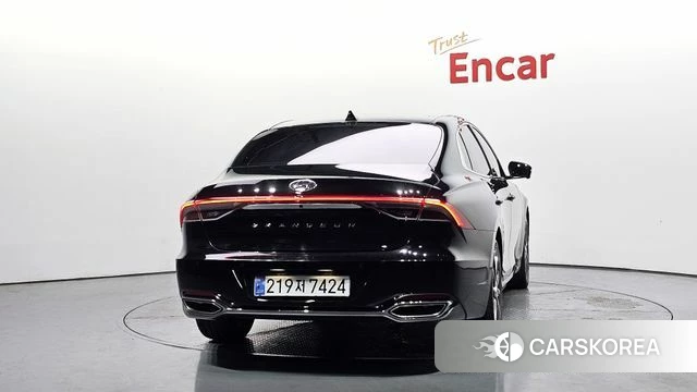 Hyundai The New Grandeur IG id 4389023 из Кореи 24