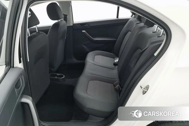 Volkswagen Santana id 4271058 из Китая 18
