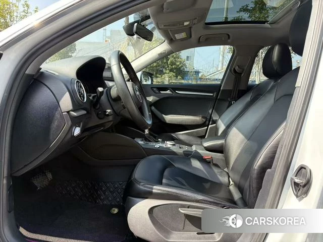 Audi A3 2020 Белый из Китая, фото 4