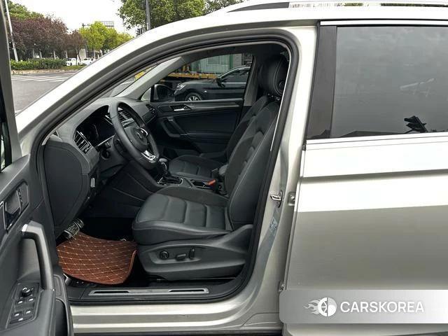 Volkswagen Tiguan L id 4228510 из Китая 17