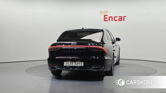 Hyundai The New Grandeur IG id 3879221 из Кореи 14