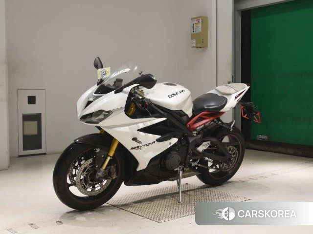 Triumph DAYTONA 675R 2014 из Японии, фото 4