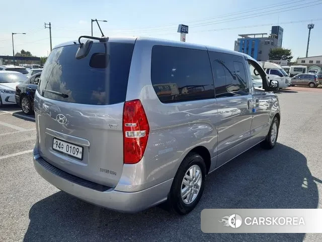 Hyundai The New Grand Starex id 3065349 из Кореи 9