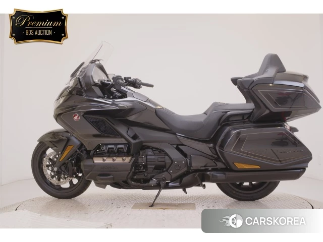 Проданный Honda GL1800 TOUR DCT 2026 из Японии, фото 2