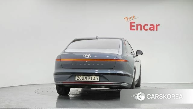 Hyundai Grandeur Hybrid (GN7) id 4892959 из Кореи 14