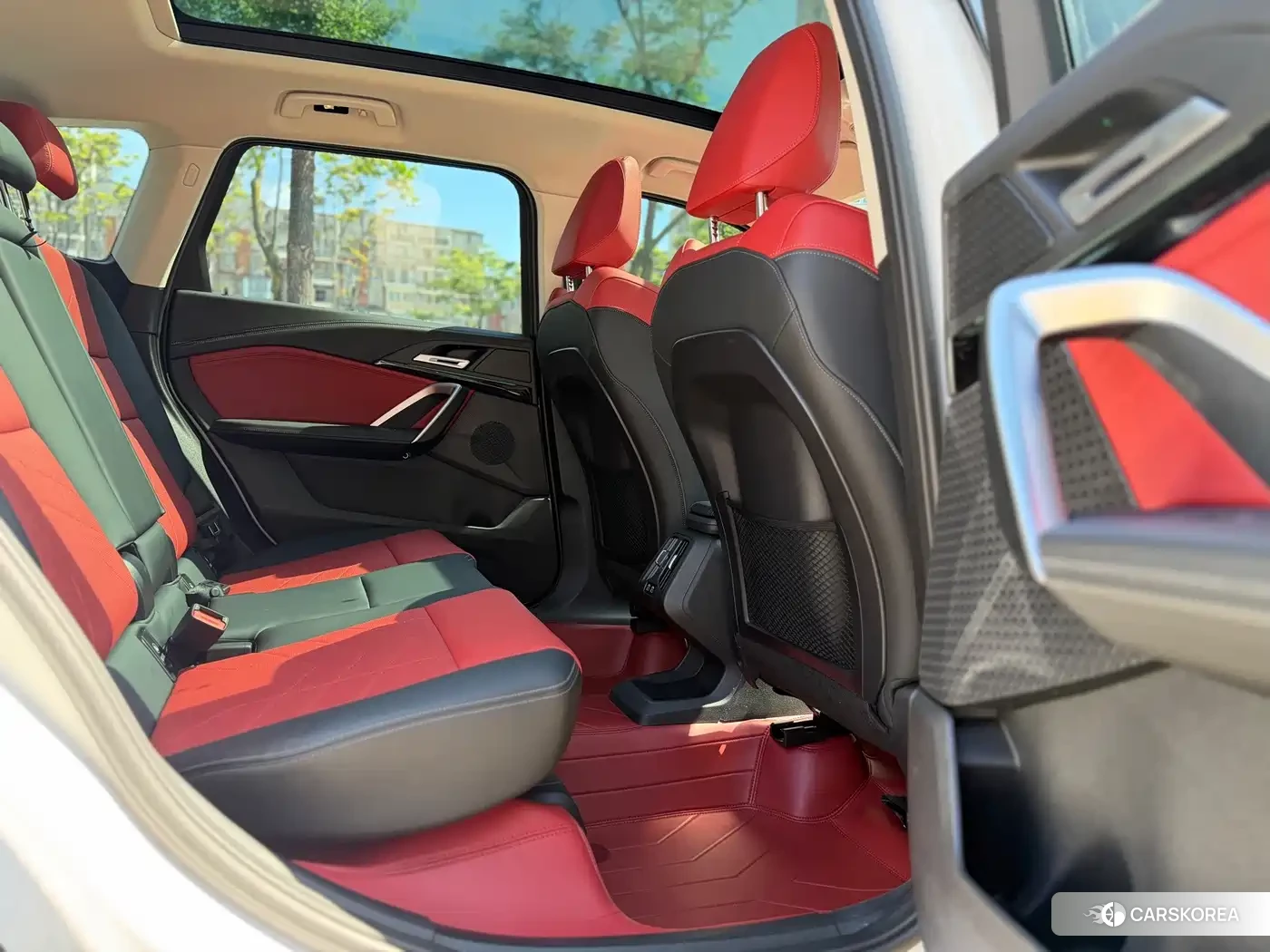 BMW X1 id 4681247 из Китая 9