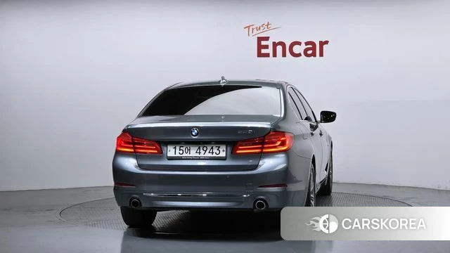 BMW 5 Series (G30) id 4188463 из Кореи 14