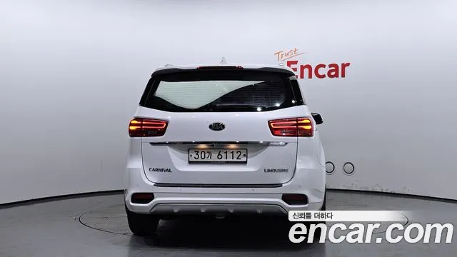 Kia The New Carnival id 2710342 из Кореи 14