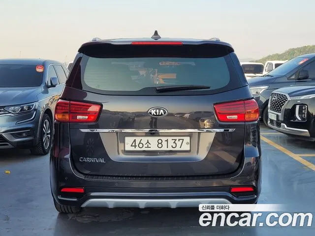 Kia The New Carnival id 2718418 из Кореи 14