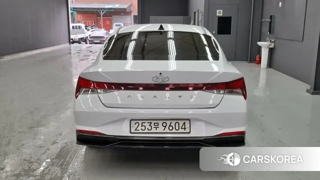 Hyundai Avante Hybrid (CN7) id 3003857 из Кореи 12