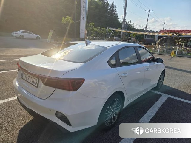 Kia The New K3 2nd generation 2023 Белый из Кореи, фото 6